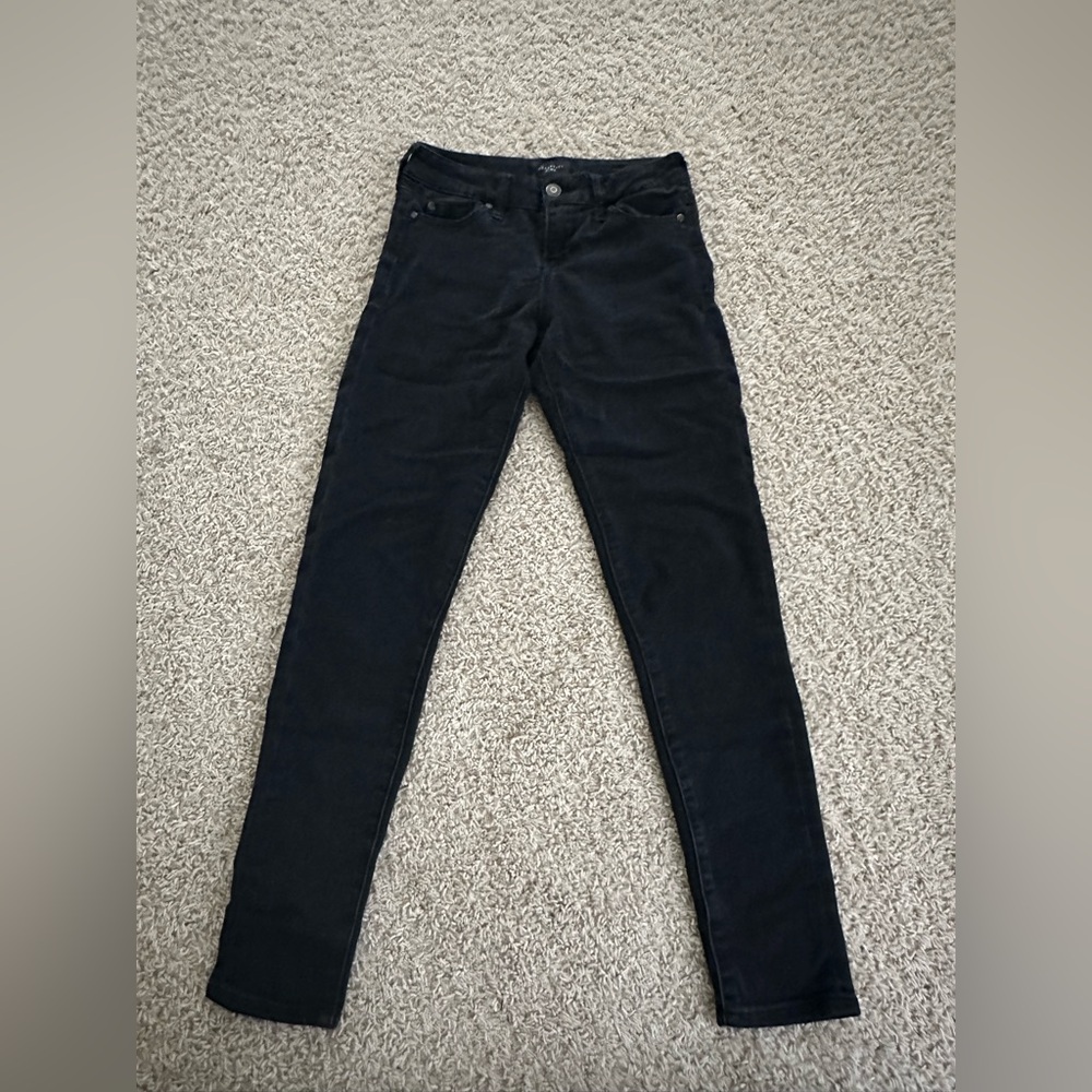 Black skinny jeans